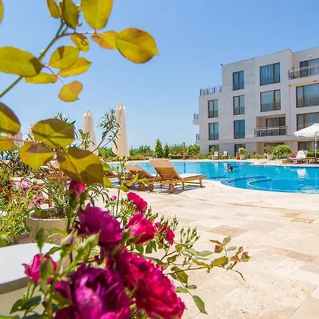 апартамент 16e в Diamond Beach Burgas