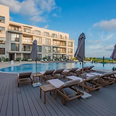 апартамент 16e в Diamond Beach Apartment *